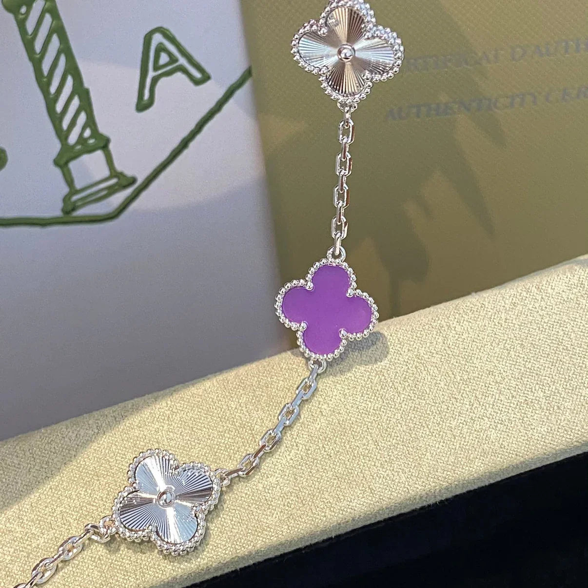 [Dream]New  CLOVER 5 MOTIF VIOLET BRACELET COLLECTION