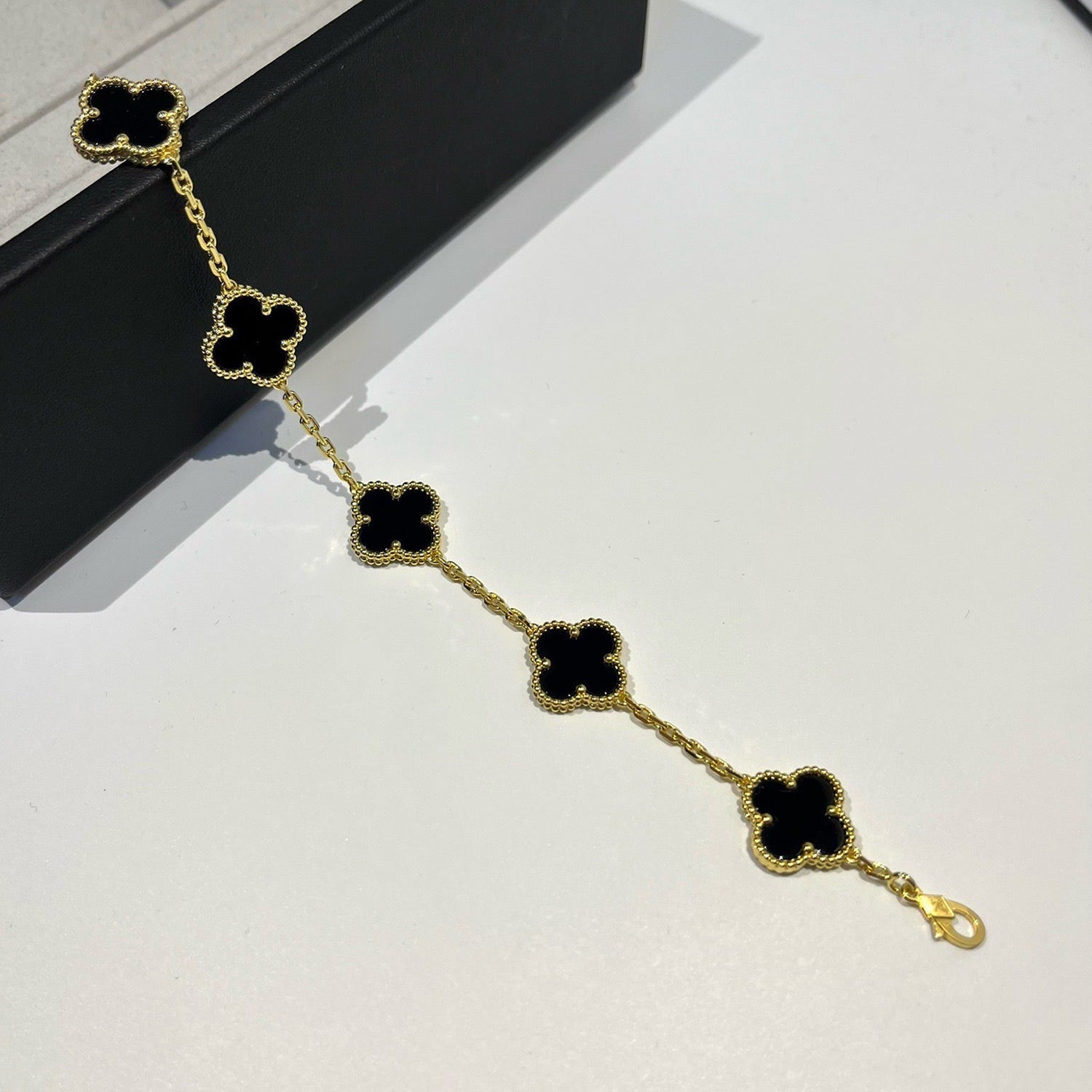 [Dream]New CLOVER 5 MOTIF ONYXS BRACELET COLLECTION