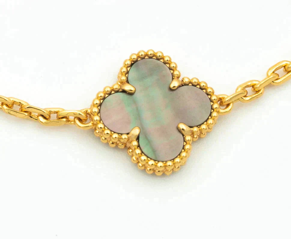 [Dream]New CLOVER 5 MOTIF GRAY MOP BRACELET COLLECTION