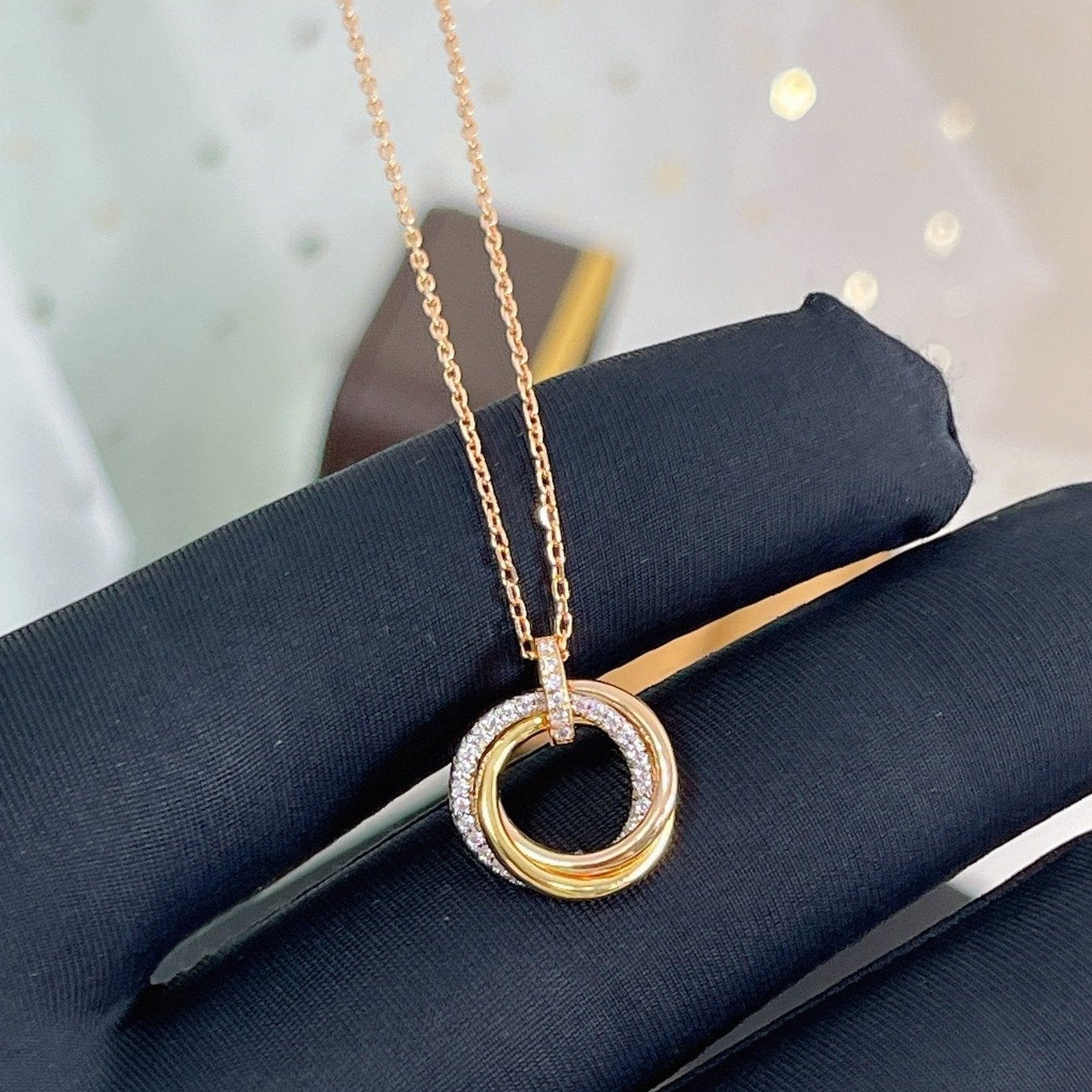 ¡®Dream¡¯TRINITY NECKLACE SILVER GOLD PINK GOLD DIAMONDS