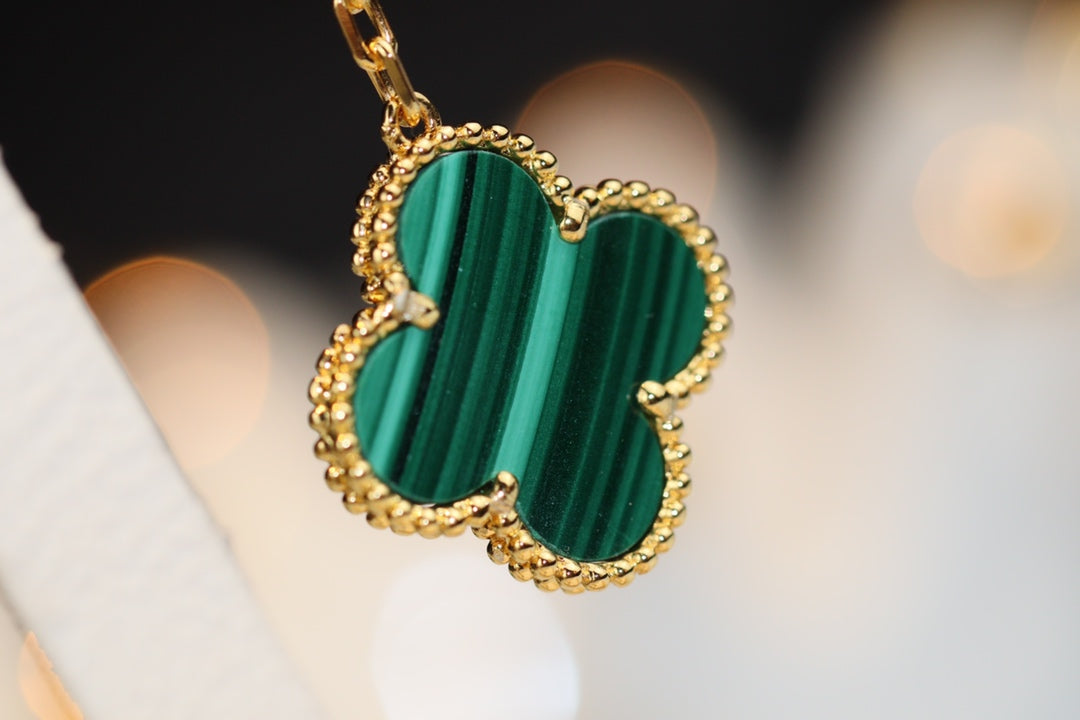 ¡®Dream¡¯CLOVER EARRINGS GOLD MALACHITE DIAMOND 3 MOTIF
