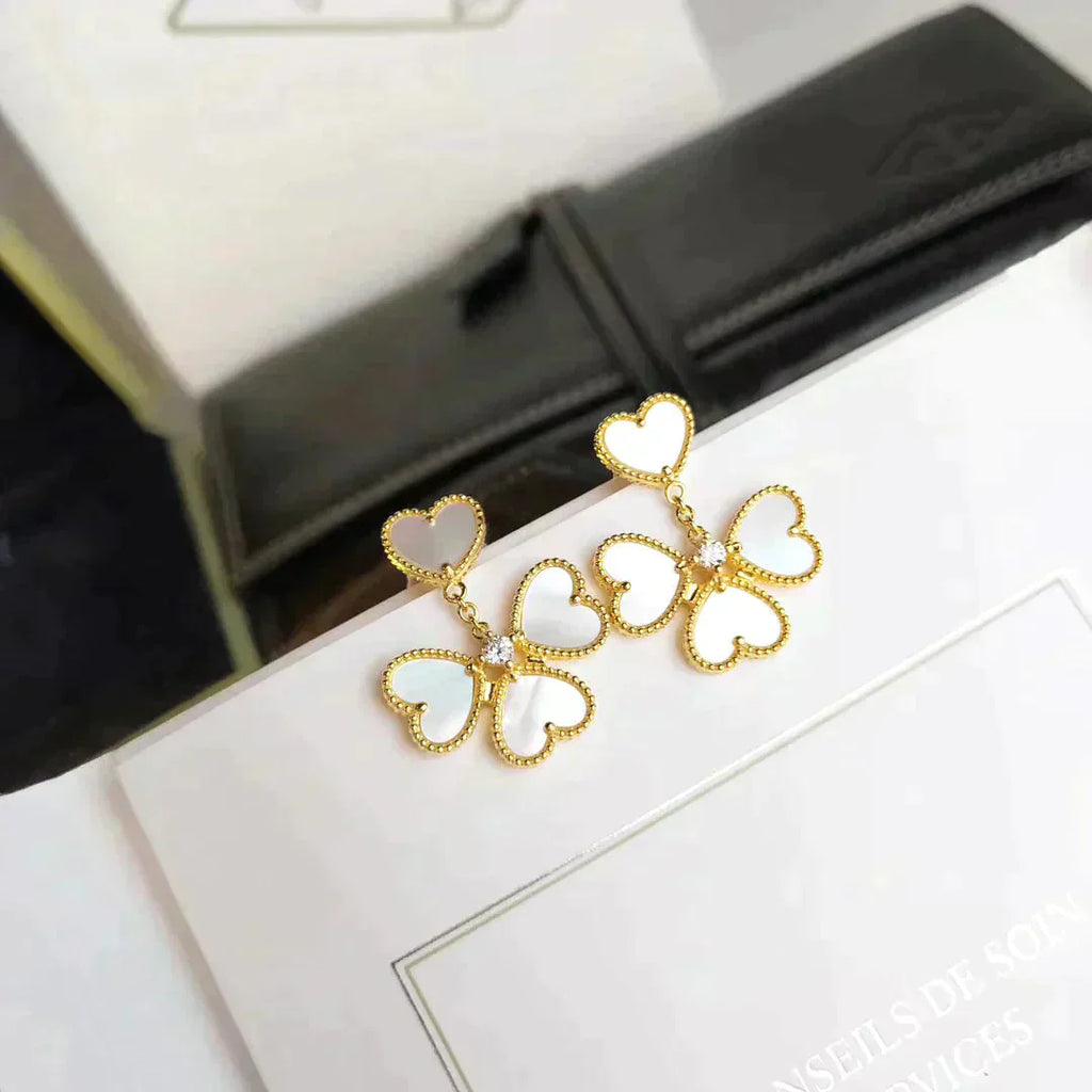 ¡®Dream¡¯CLOVER SWEET WHITE MOP EARRINGS