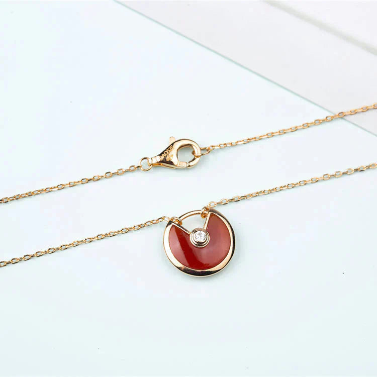 ¡®Dream¡¯AMULETTE GOLD CARNELIAN ONYX NECKLACE