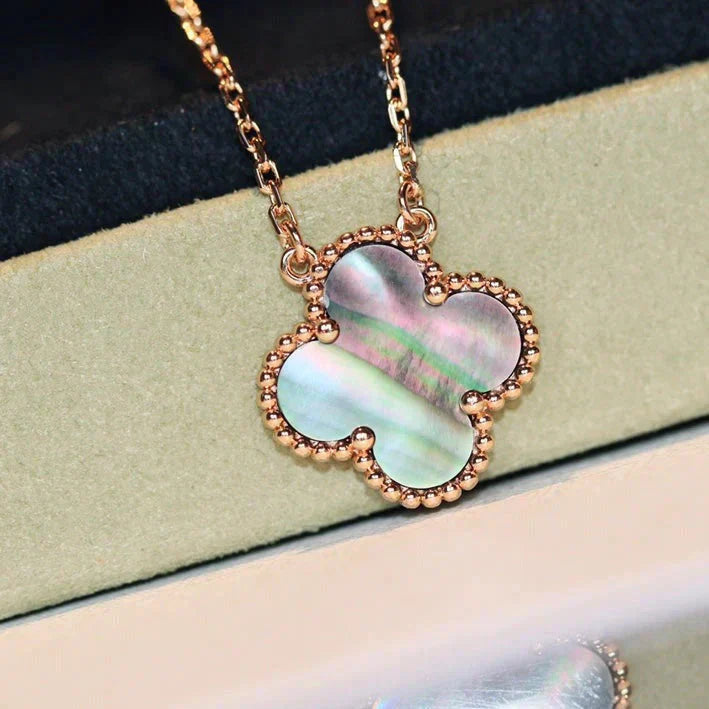¡®Dream¡¯CLOVER 15MM  GRAY MOTHER OF PEARL NECKLACE