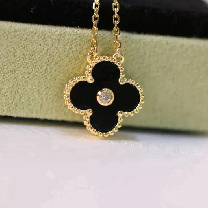¡®Dream¡¯CLOVER 15MM DIAMOND ONYX NECKLACE