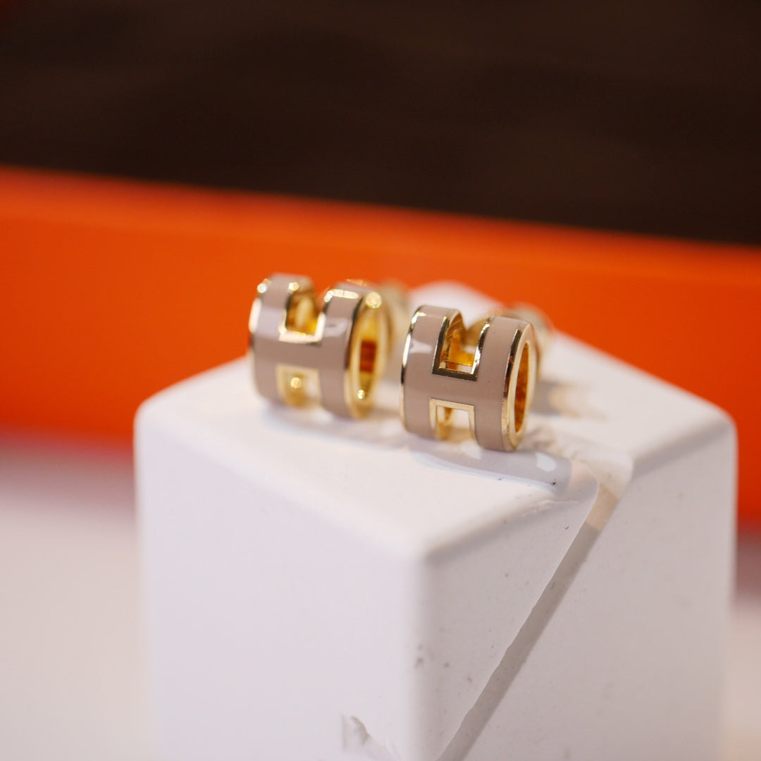 ¡®Dream¡¯MINI POP H GOLD EARRINGS GREY