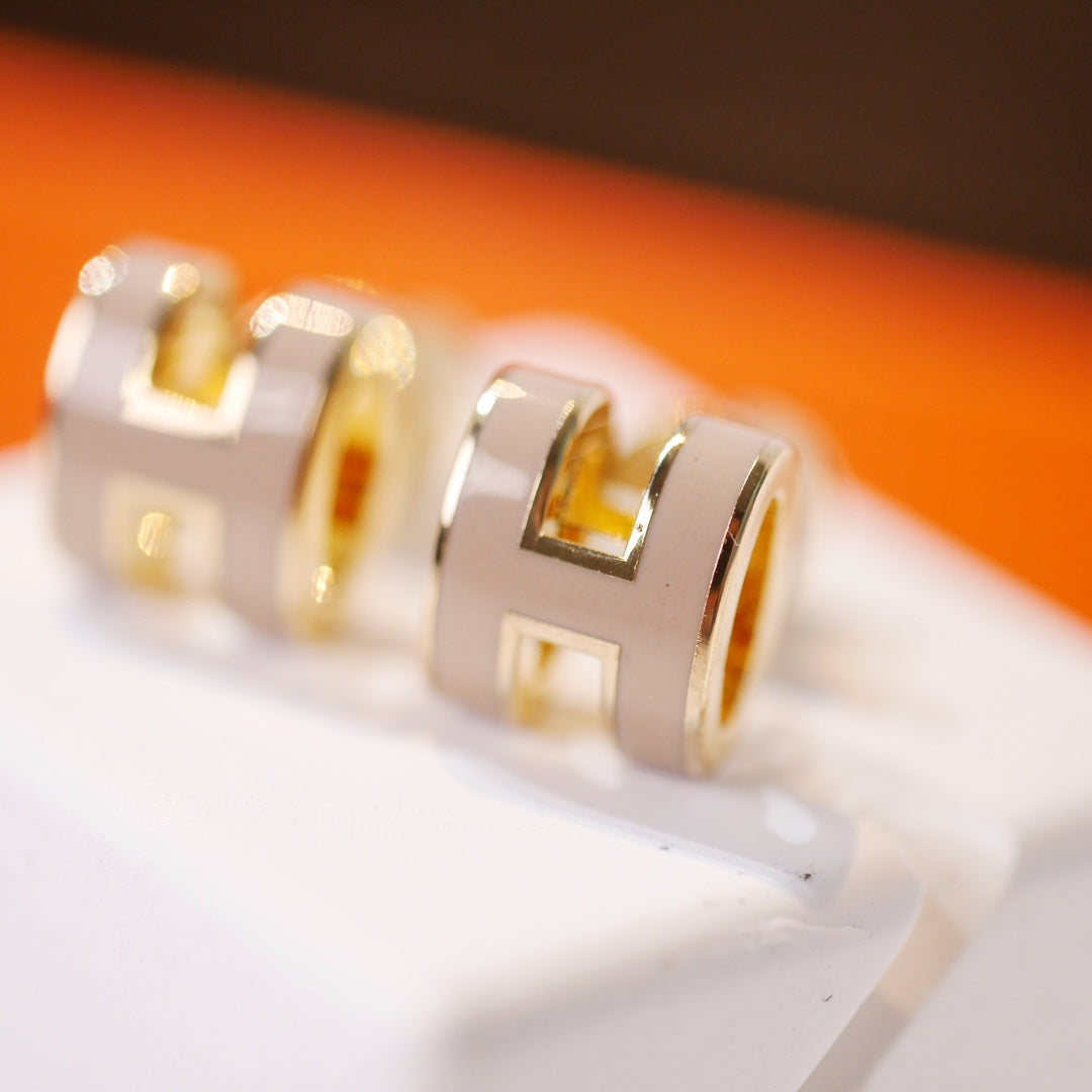 ¡®Dream¡¯MINI POP H GOLD EARRINGS GREY