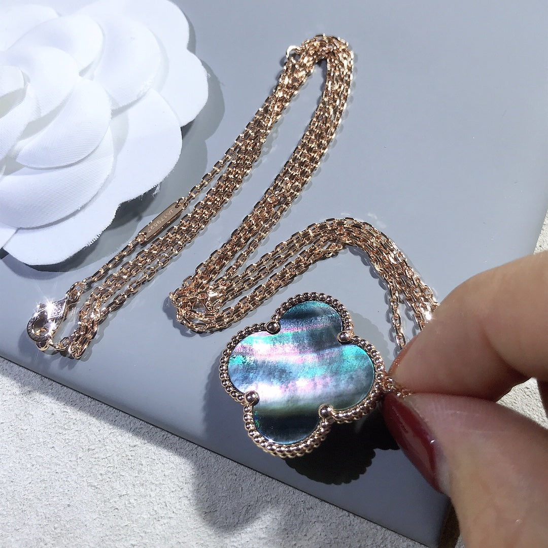 ¡®Dream¡¯CLOVER 25MM GOLD DARK MOP BIG CLOVER NECKLACE
