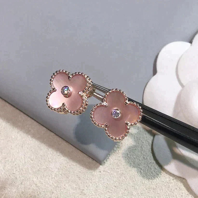 ¡®Dream¡¯CLOVER MEDIUM 1 MOTIFS  PINK MOP DIAMOND EARRINGS