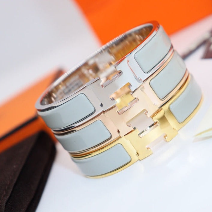 ¡®Dream¡¯H LIGHT BLUE BRACELET