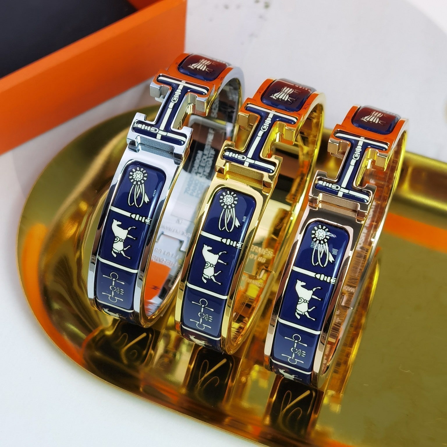 ¡®Dream¡¯H COUVERTURES DARK BLUE BRACELET