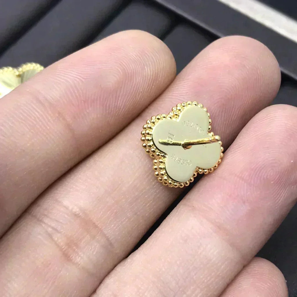 ®Dream®クローバーミニ 9.5MM レーザーピアス
