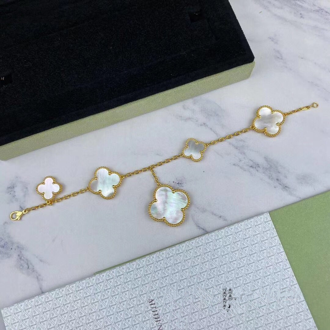 ¡®Dream¡¯MAGIC CLOVER MOP GOLD BRACELET 5 MOTIFS