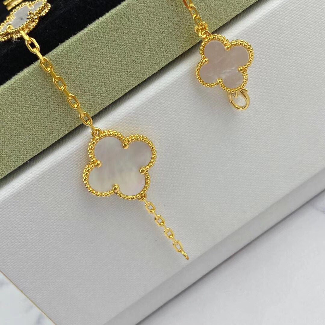 ¡®Dream¡¯MAGIC CLOVER MOP GOLD BRACELET 5 MOTIFS