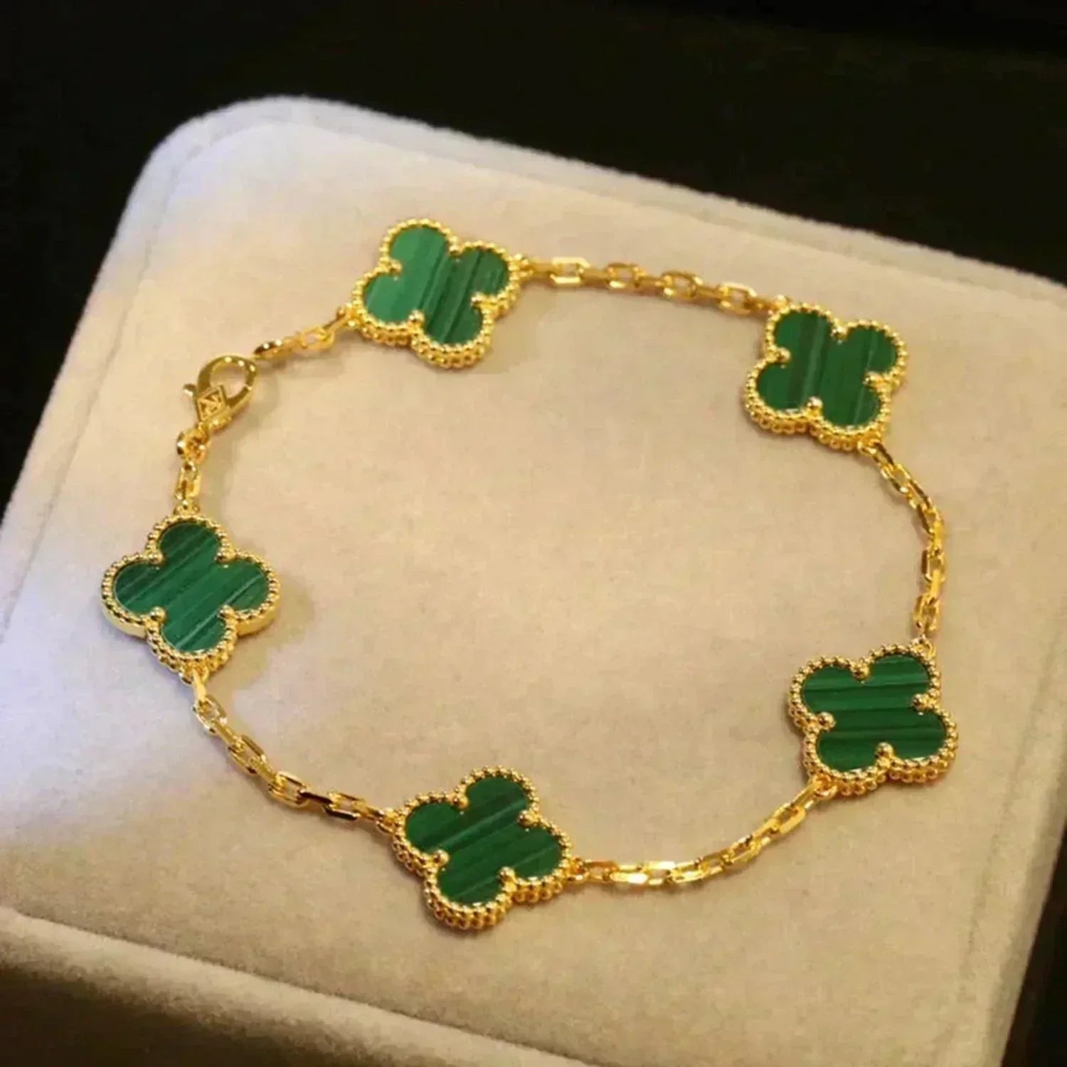 [Dream]New  CLOVER 5 MOTIF MALACHITE BRACELET COLLECTION