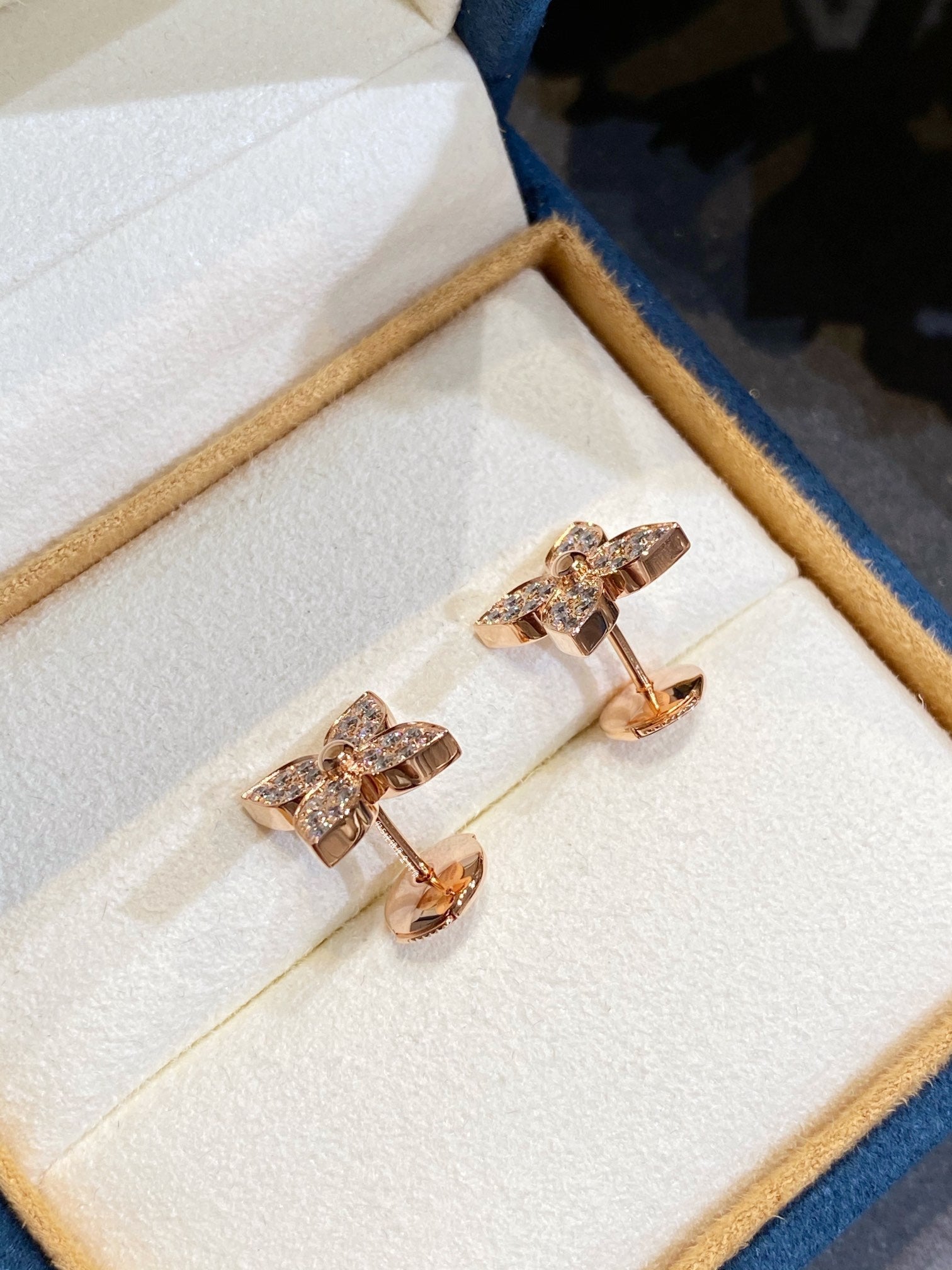 ¡®Dream¡¯STAR DIAMOND EARRINGS