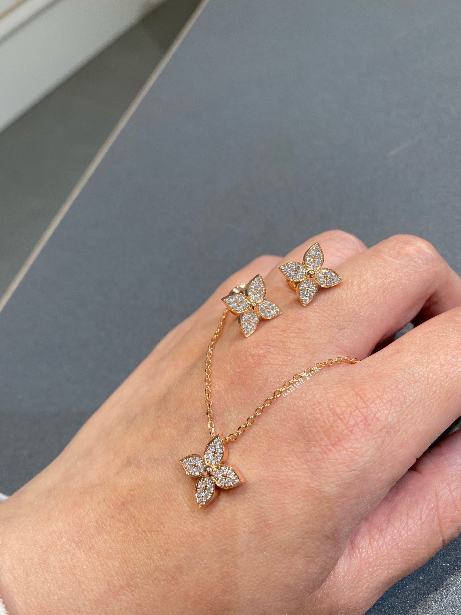 ¡®Dream¡¯STAR DIAMOND NECKALCE