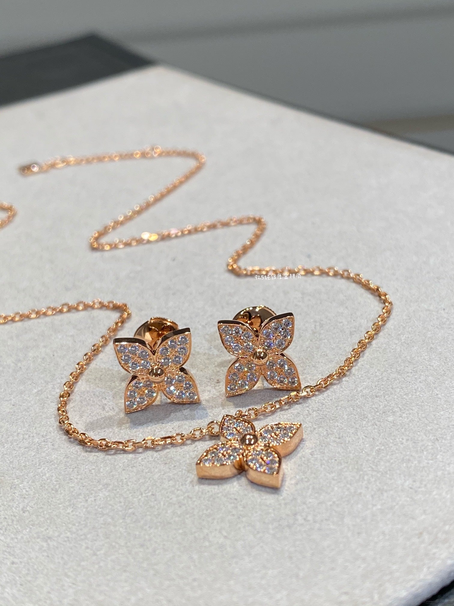 ¡®Dream¡¯STAR DIAMOND NECKALCE