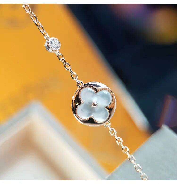 ¡®Dream¡¯SUN MOP GOLD 1 DIAMOND NECKLACE
