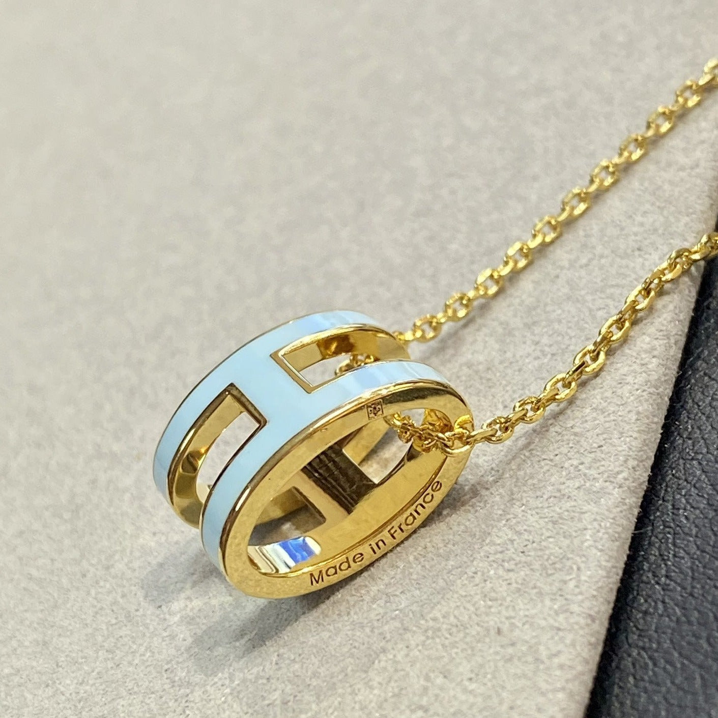 ¡®Dream¡¯POP H LIGHT BLUE NECKLACE