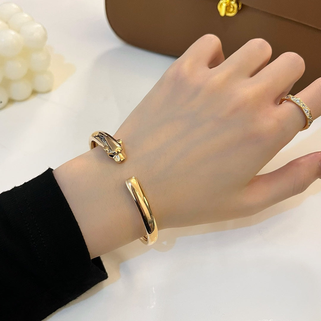 ¡®Dream¡¯PANTHERE GOLD OPEN BRACELET
