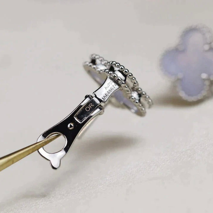 ¡®Dream¡¯CLOVER MEDIUM 1 MOTIFS  WHITE MOP EARRINGS SILVER