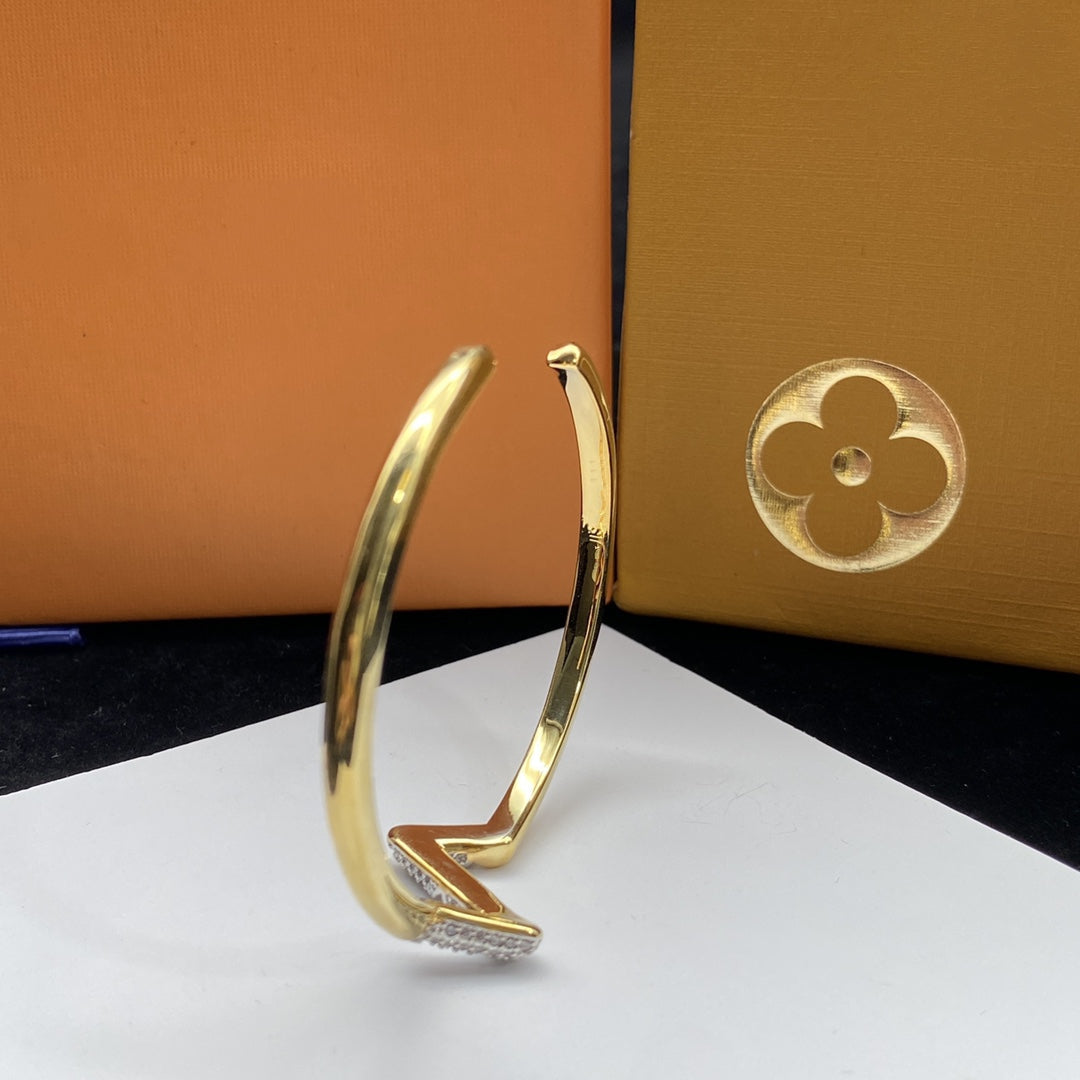 ¡®Dream¡¯VOLTE UPSITE DOWN DIAMOND GOLD OPEN BRACELET
