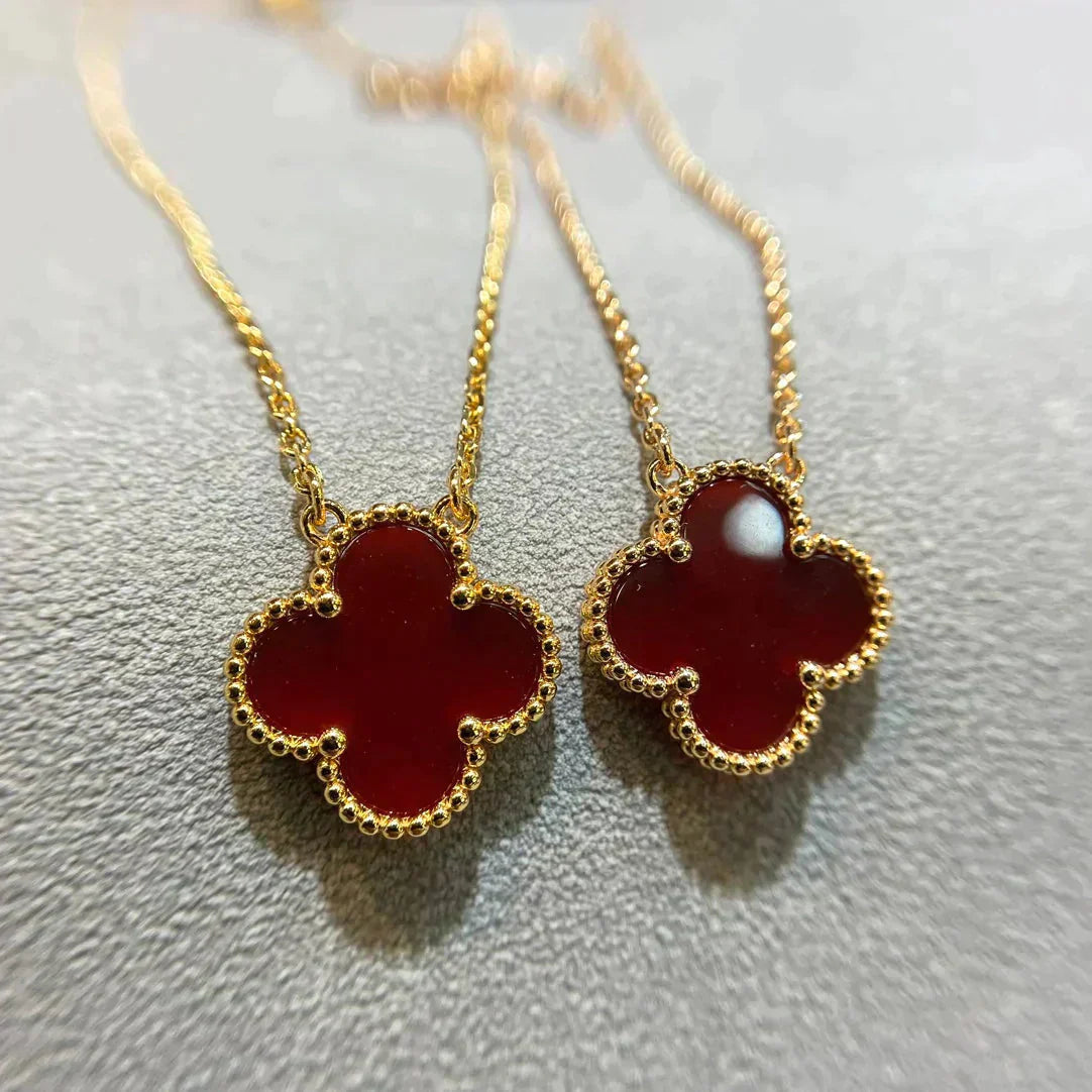 ¡®Dream¡¯CLOVER 15MM CARNELIAN SINGLE FLOWER NECKLACE