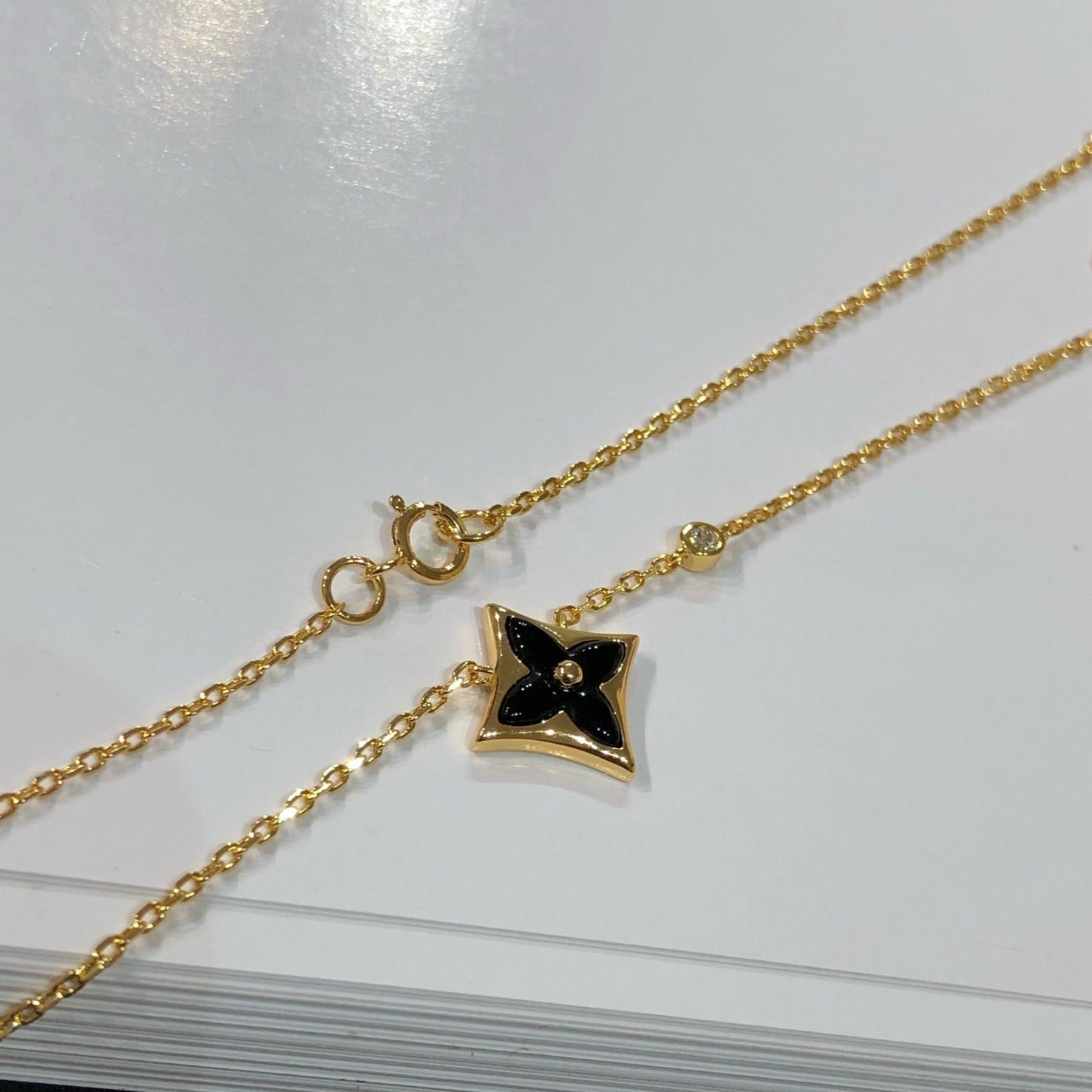 ¡®Dream¡¯STAR BLACK MOP NECKLACE