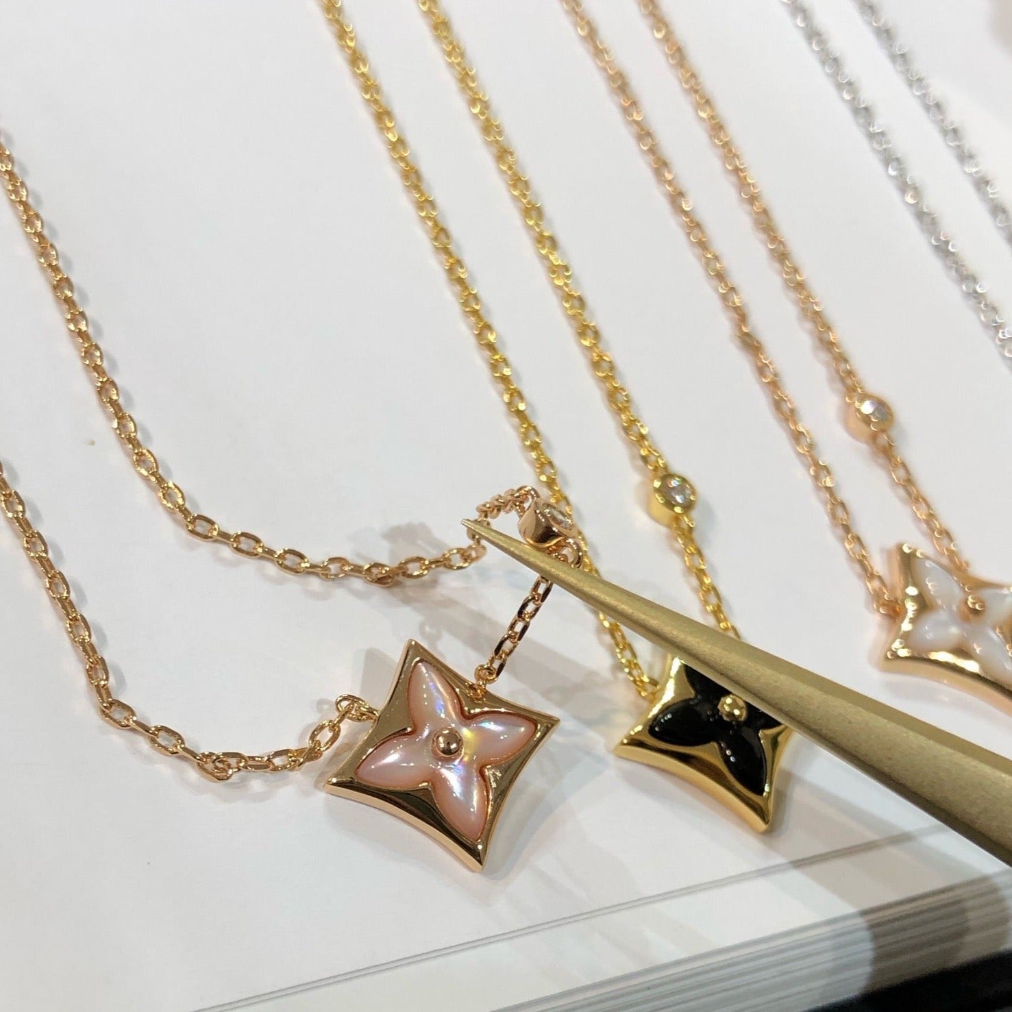¡®Dream¡¯STAR BLACK MOP NECKLACE