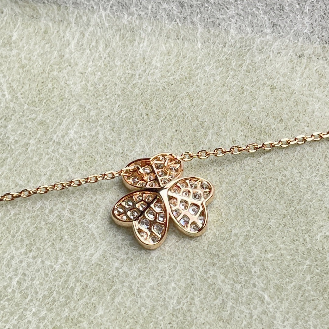¡®Dream¡¯FLOWER DIAMOND NECKLACE