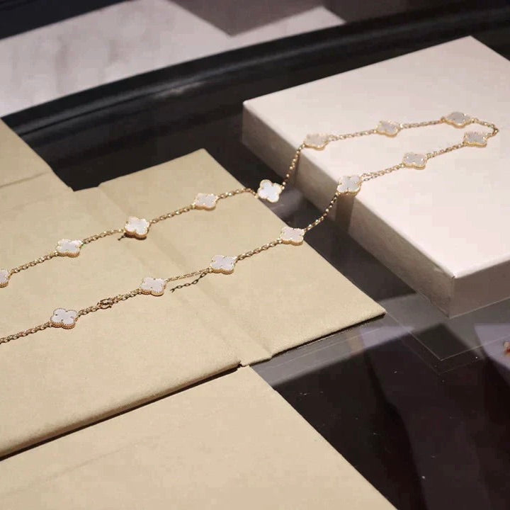 ¡®Dream¡¯CLOVER 20 MOTIFS WHITE MOP NECKLACE