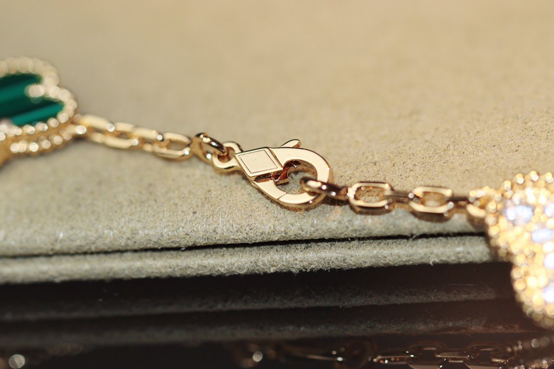 ¡®Dream¡¯CLOVER 20 MOTIFS ONYX ROSE GOLD