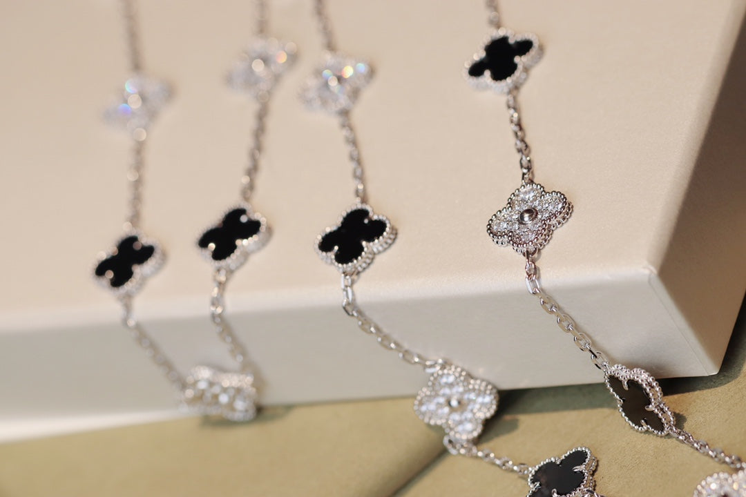 ¡®Dream¡¯CLOVER 20 MOTIFS ONYX DIAMOND SILVER