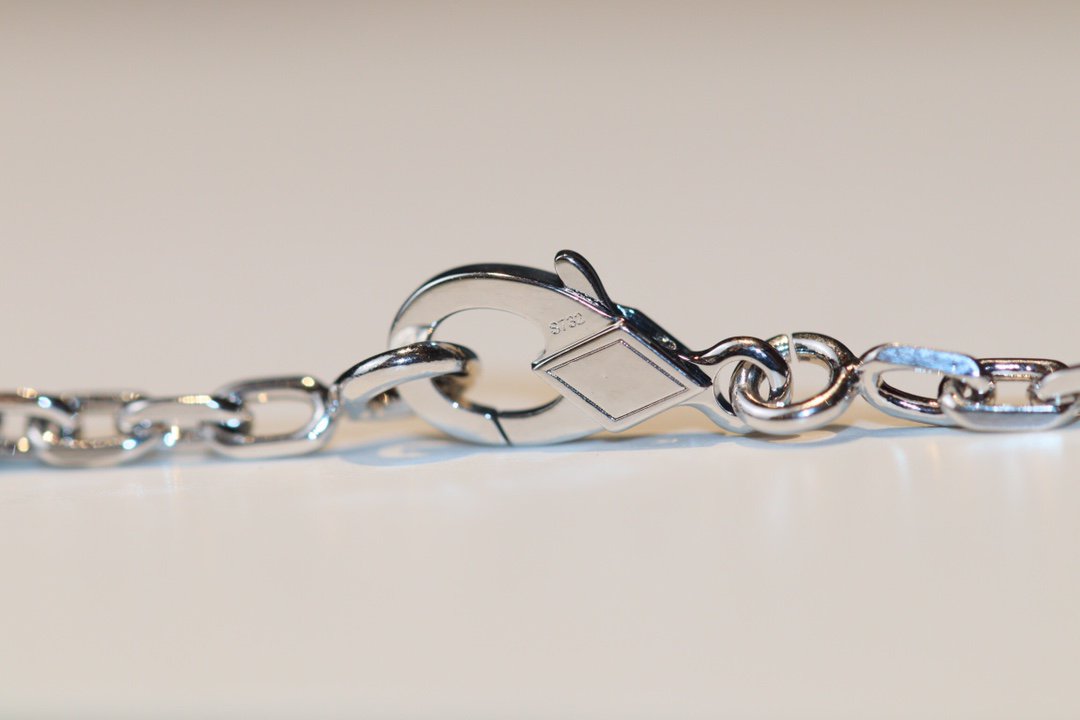 ¡®Dream¡¯CLOVER 20 MOTIFS ONYX DIAMOND SILVER