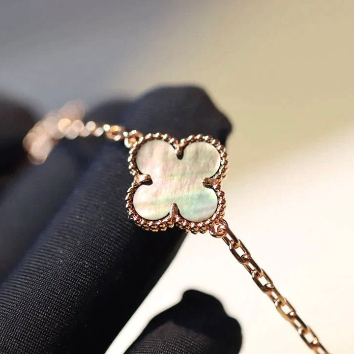 ¡®Dream¡¯CLOVER 20 MOTIFS DARK MOP DIAMOND  NECKLACE