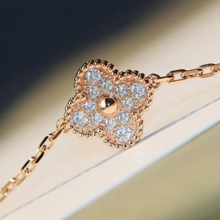 ¡®Dream¡¯CLOVER 20 MOTIFS LASER DIAMOND NECKLACE