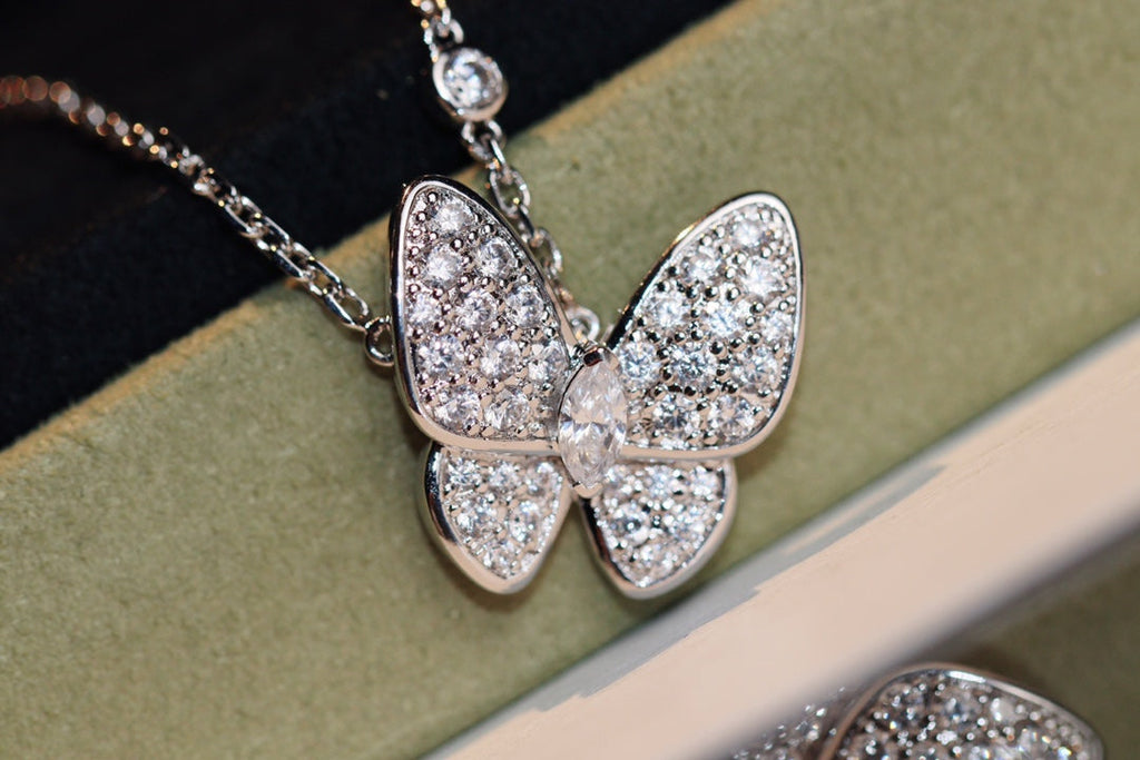 ¡®Dream¡¯BUTTERFLY DIAMOND NECKLACE