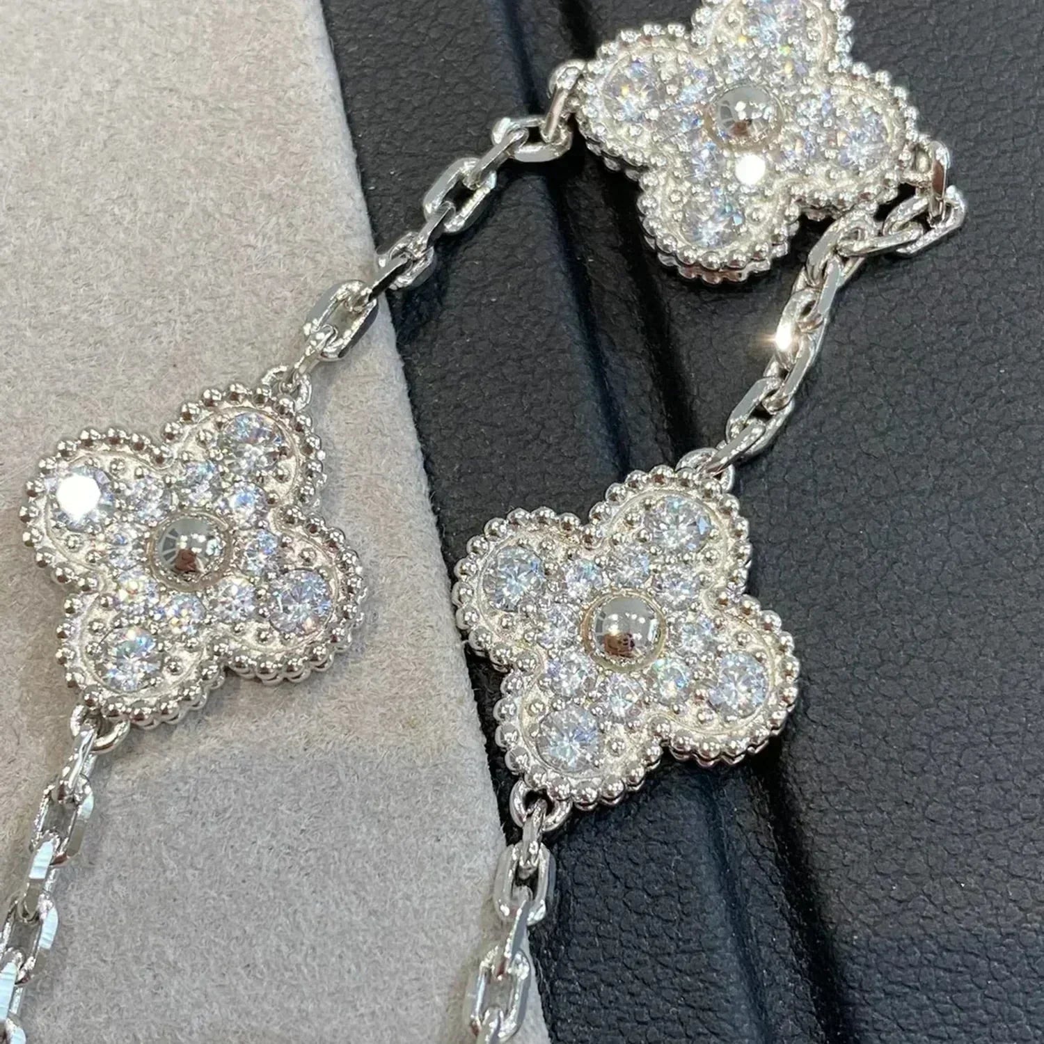 [Dream] New  CLOVER 5 MOTIF FULL DIAMOND BRACELET COLLECTION