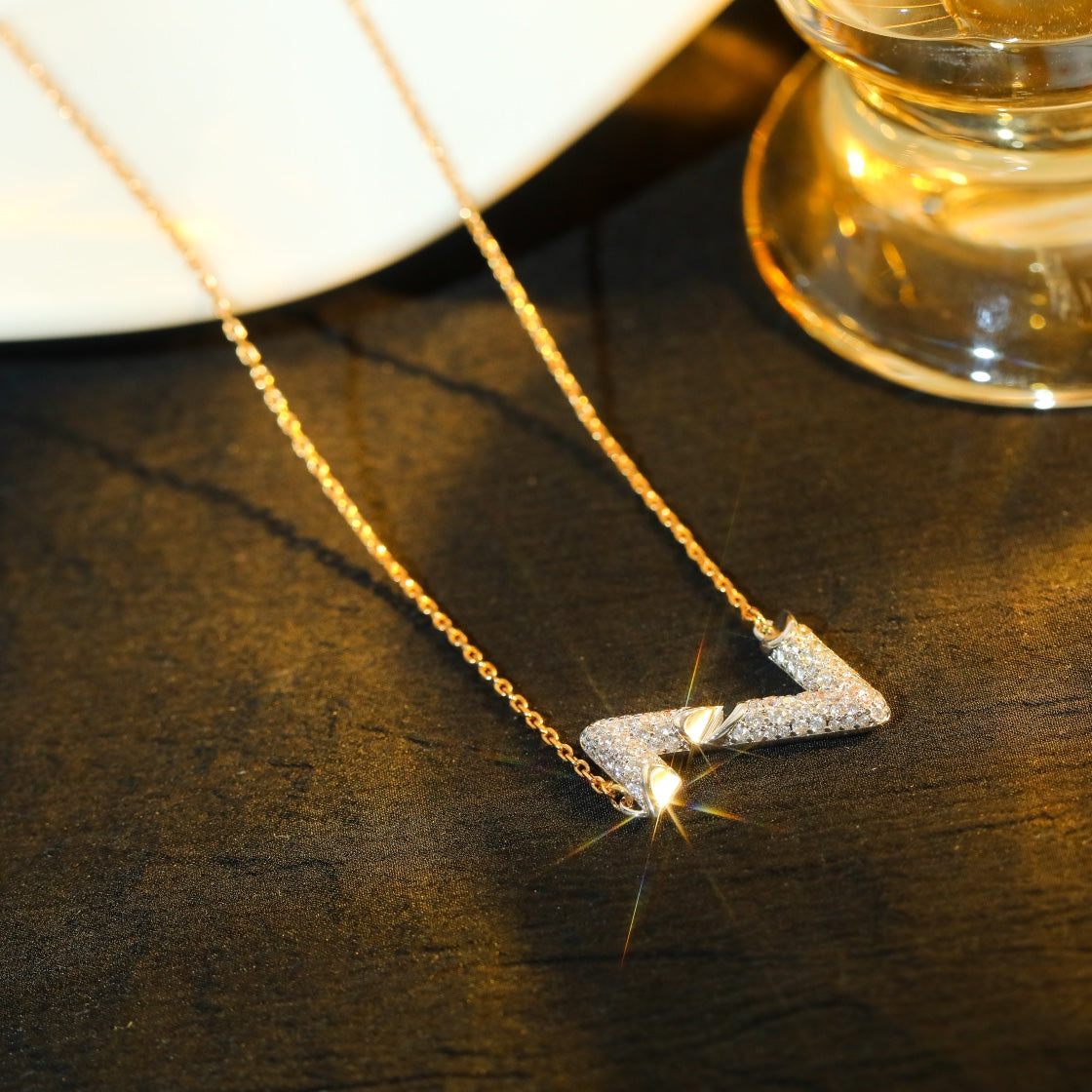 ¡®Dream¡¯VOLT SILVER DIAMOND PEDANT NECKLACE