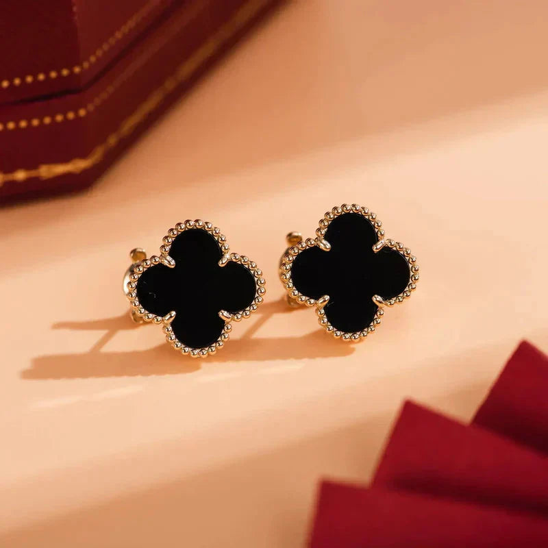 ¡®Dream¡¯CLOVER MEDIUM 1 MOTIFS  ONYX STUD EARRINGS