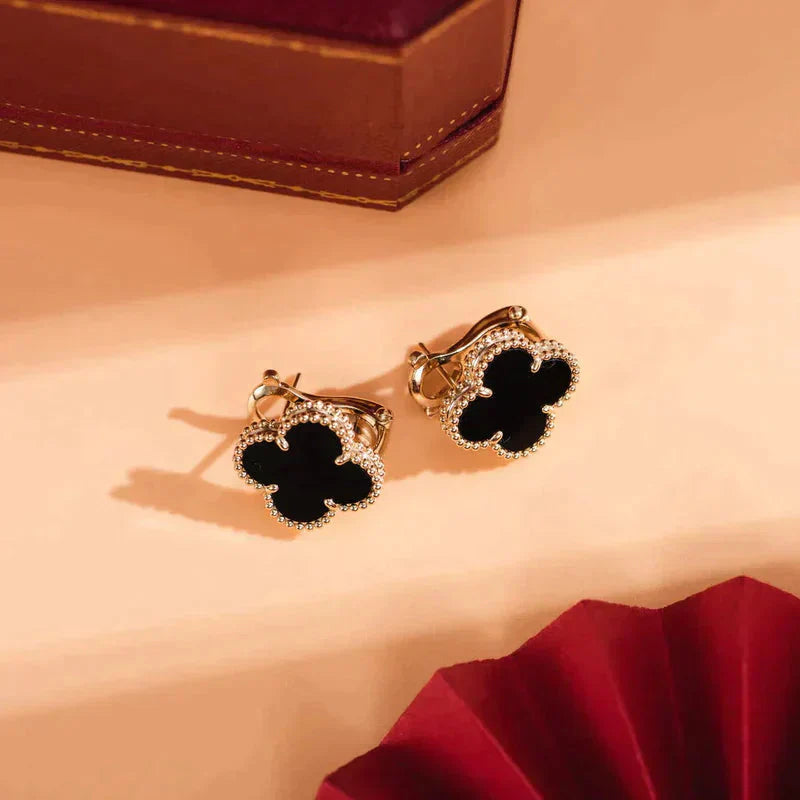 ¡®Dream¡¯CLOVER MEDIUM 1 MOTIFS  ONYX STUD EARRINGS