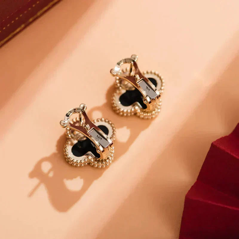 ¡®Dream¡¯CLOVER MEDIUM 1 MOTIFS  ONYX STUD EARRINGS