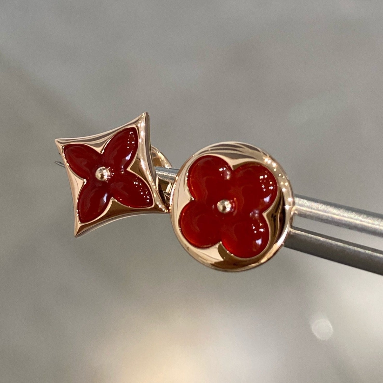¡®Dream¡¯STAR AND SUN PINK GOLD CARNELIAN STUD EARRINGS