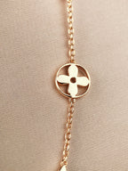 „Dream“-Armband mit Stern-, Sonnen- und 7 Motiven in Gold