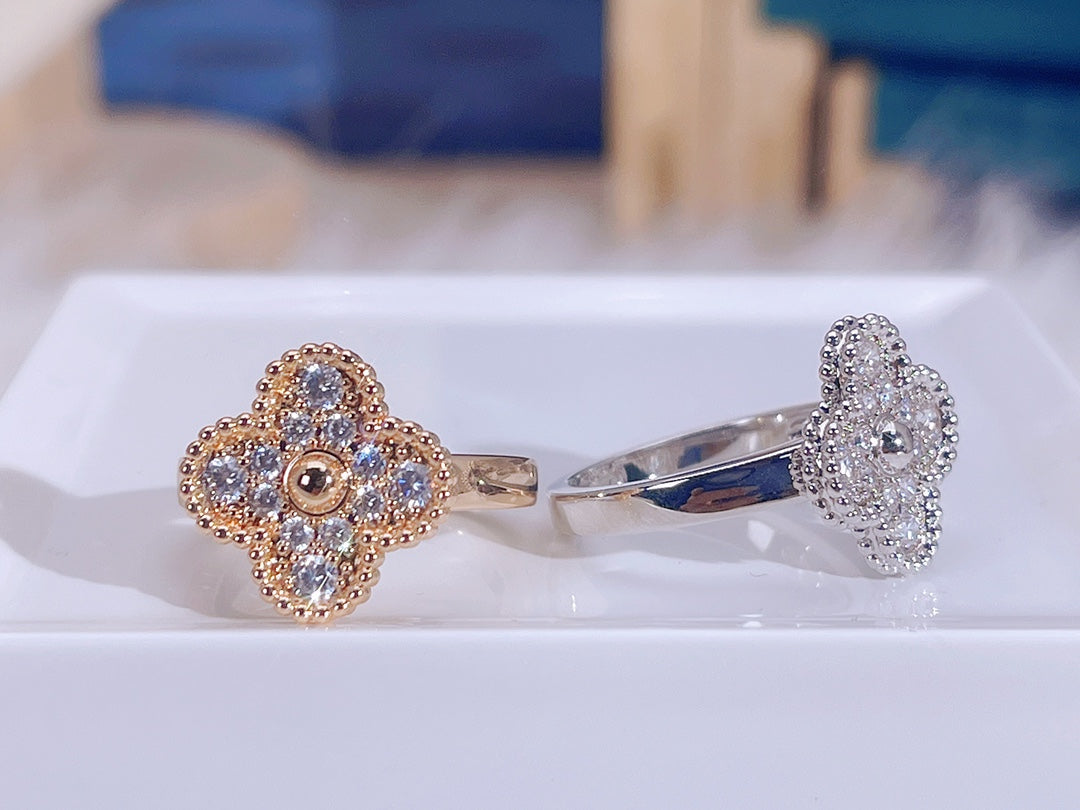 ¡®Dream¡¯CLOVER DIAMOND RING