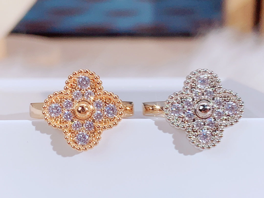 ¡®Dream¡¯CLOVER DIAMOND RING