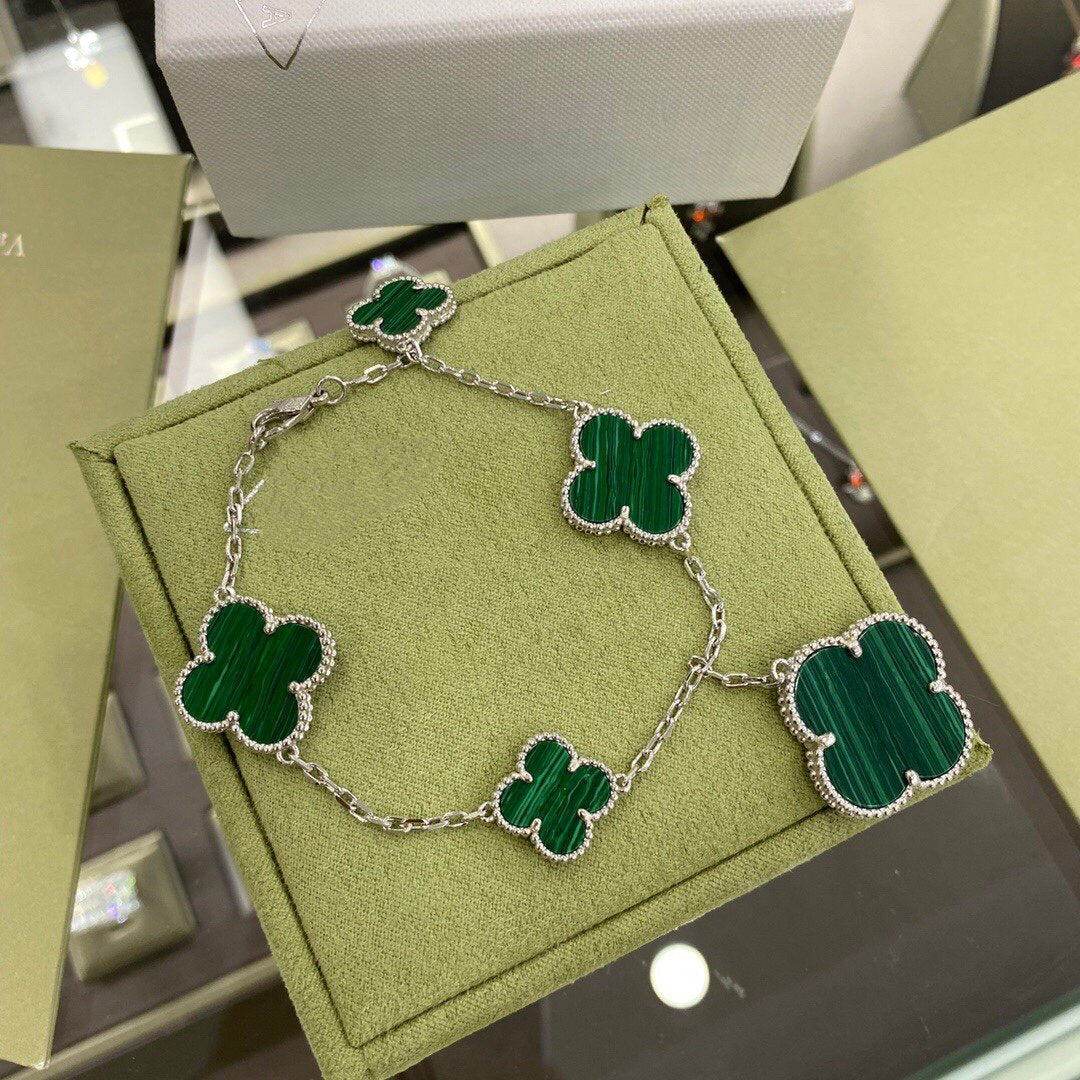 ¡®Dream¡¯CLOVER 5 MOTIFS SIVLER MALACHITE BRACELET