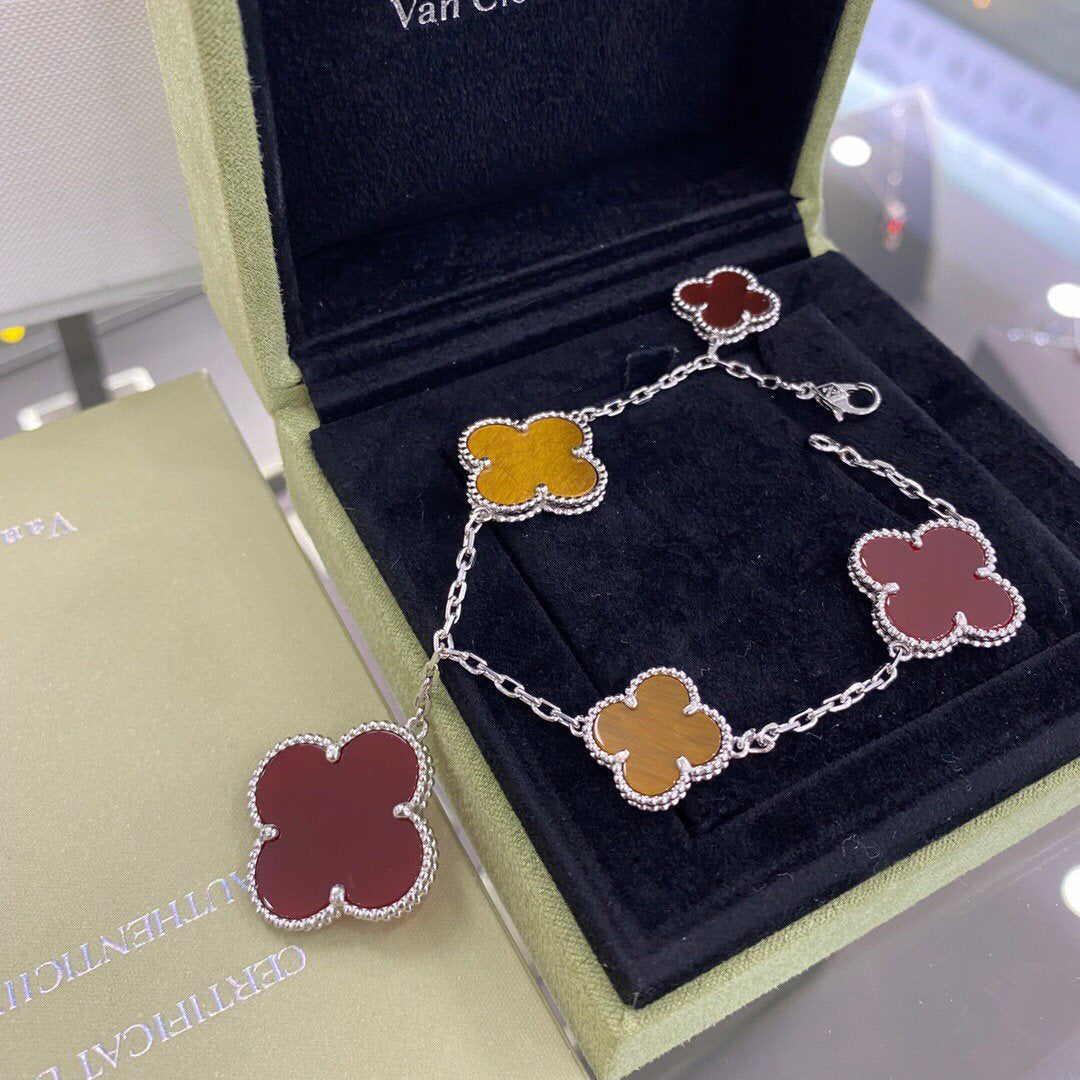 ¡®Dream¡¯CLOVER 5 MOTIFS SIVLER CARNELIAN TIGER EYE BRACELET