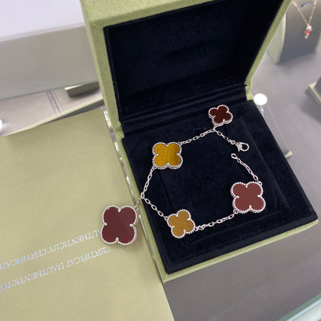 ¡®Dream¡¯CLOVER 5 MOTIFS SIVLER CARNELIAN TIGER EYE BRACELET